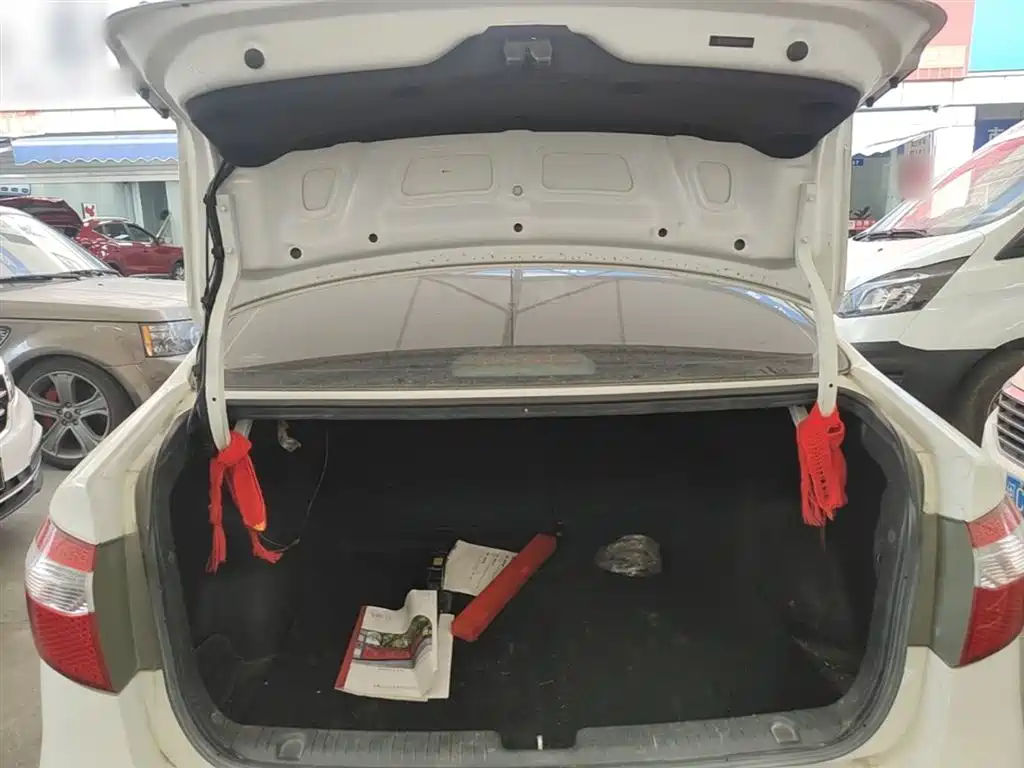 Kia K2