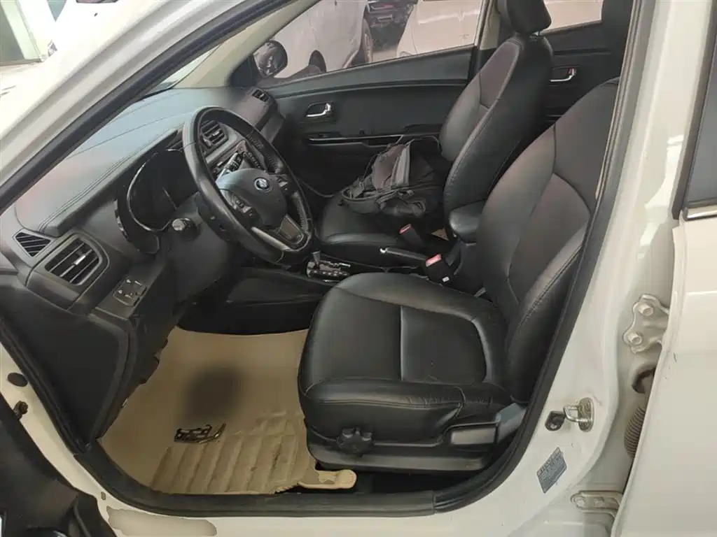 Kia K2