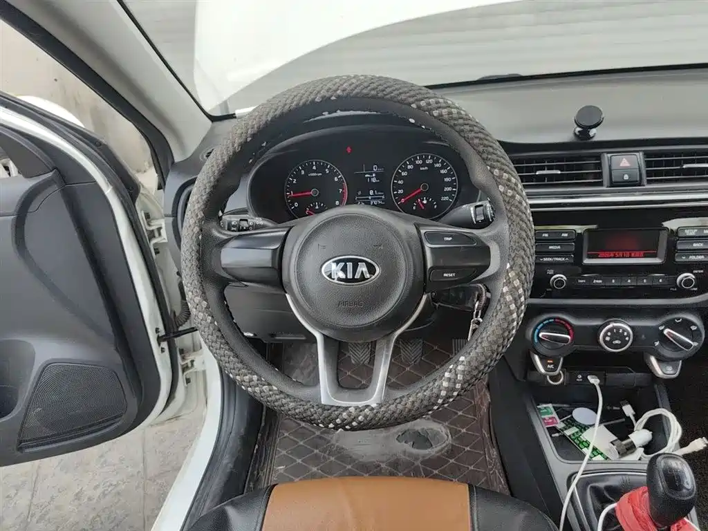Kia K2