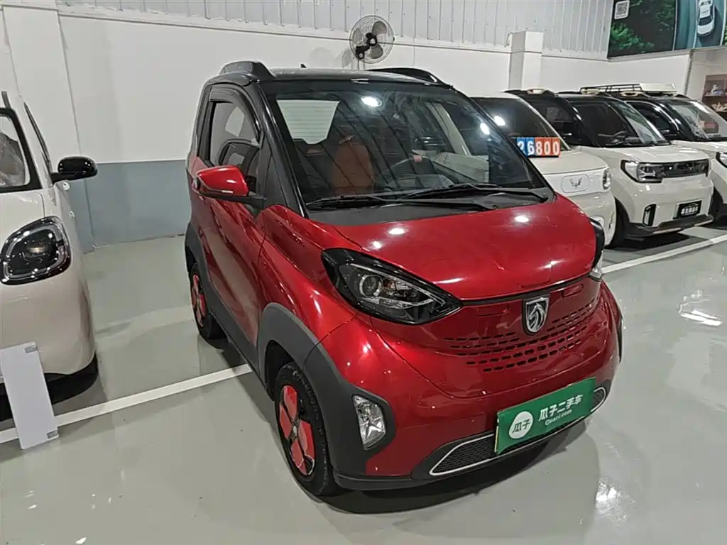 Baojun E100
