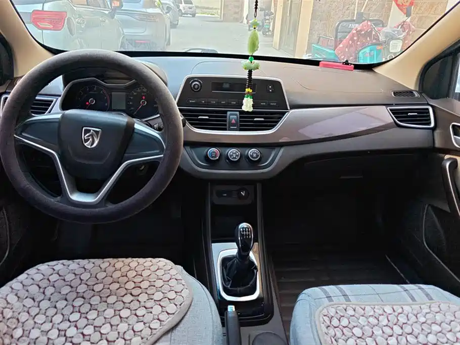 Baojun 310W