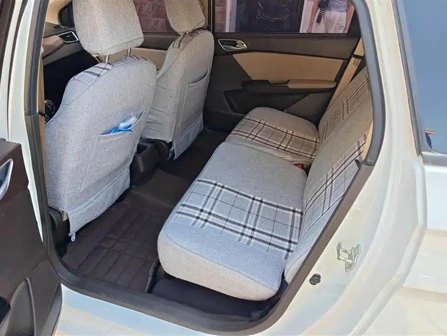 Baojun 310W