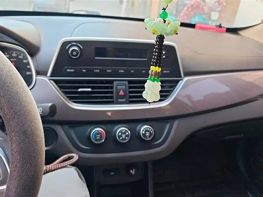 Baojun 310W