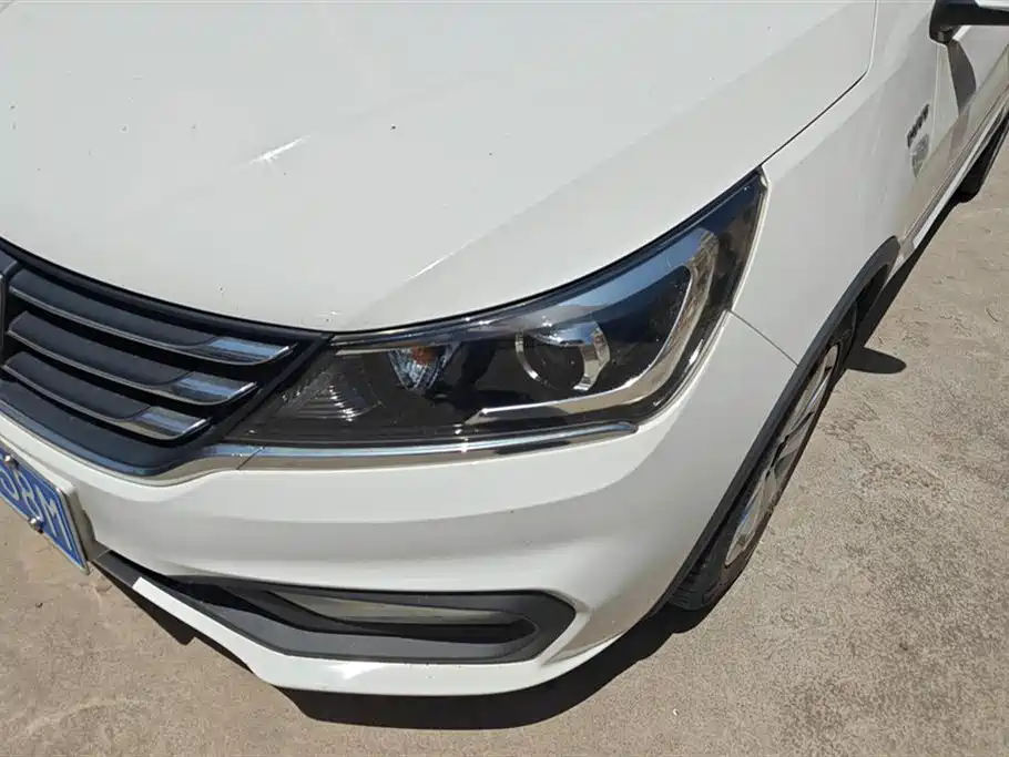 Baojun 310W