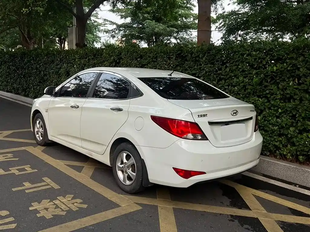 Hyundai Verna