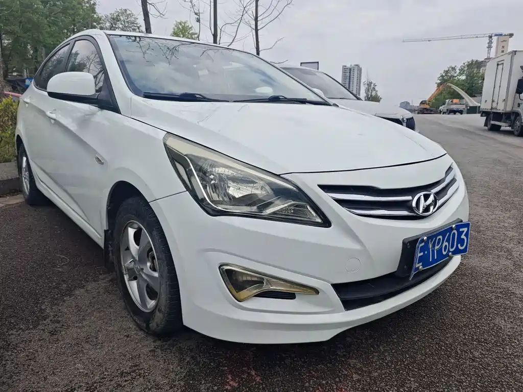 Hyundai Verna