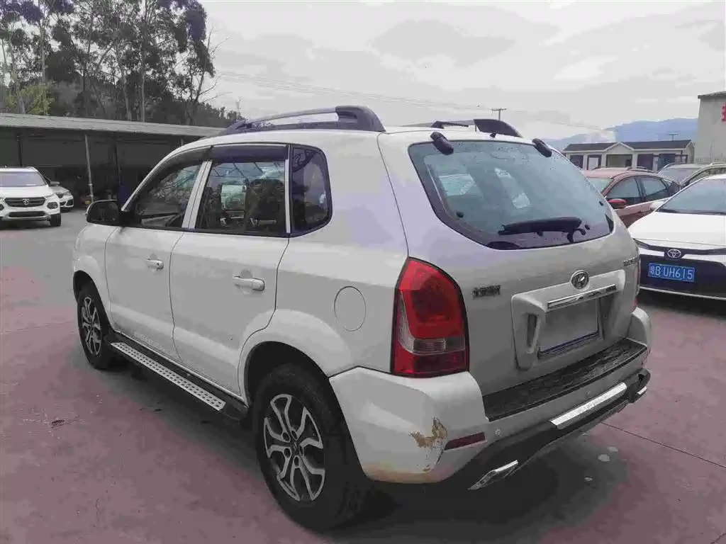Hyundai Tucson