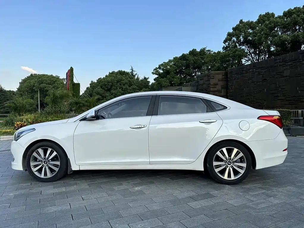 Hyundai Mistra