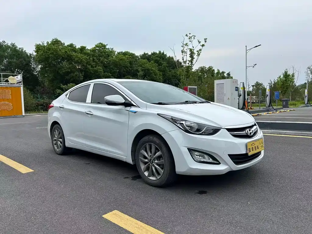 Hyundai Elantra Langdong