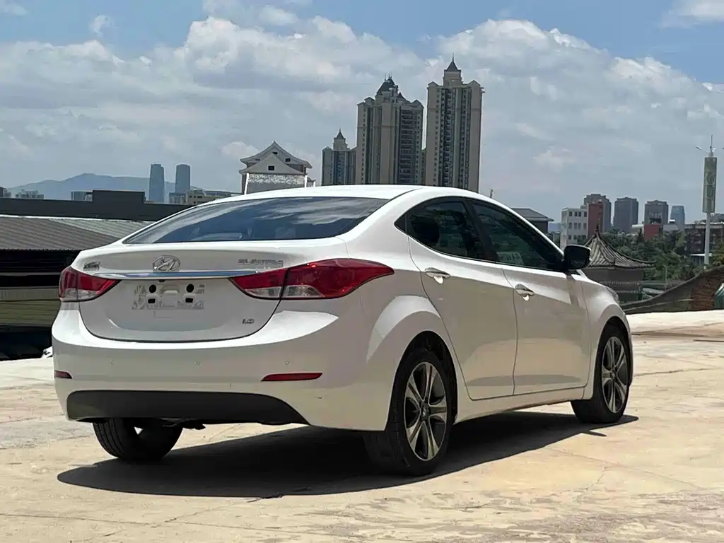 Hyundai Elantra Langdong