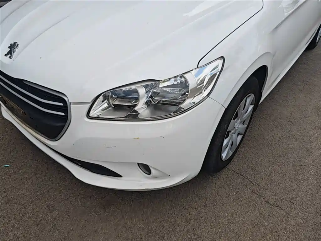 Peugeot 301