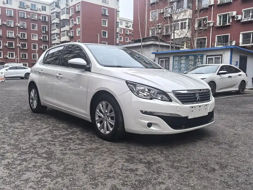 Peugeot 308S