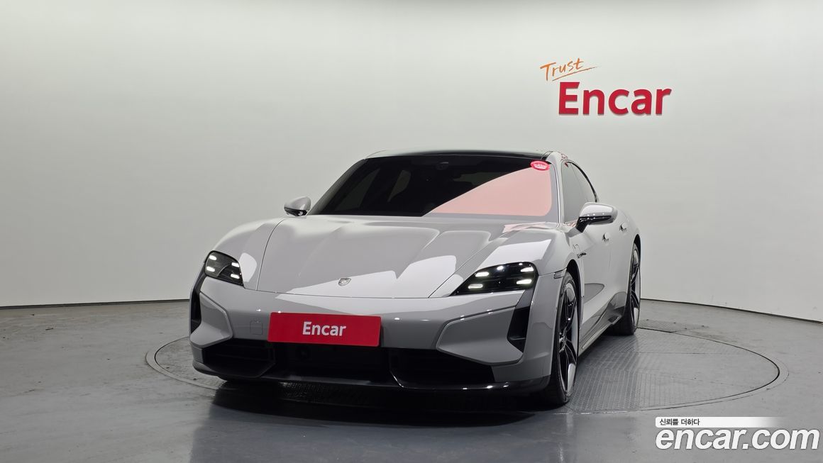 Porsche Taycan