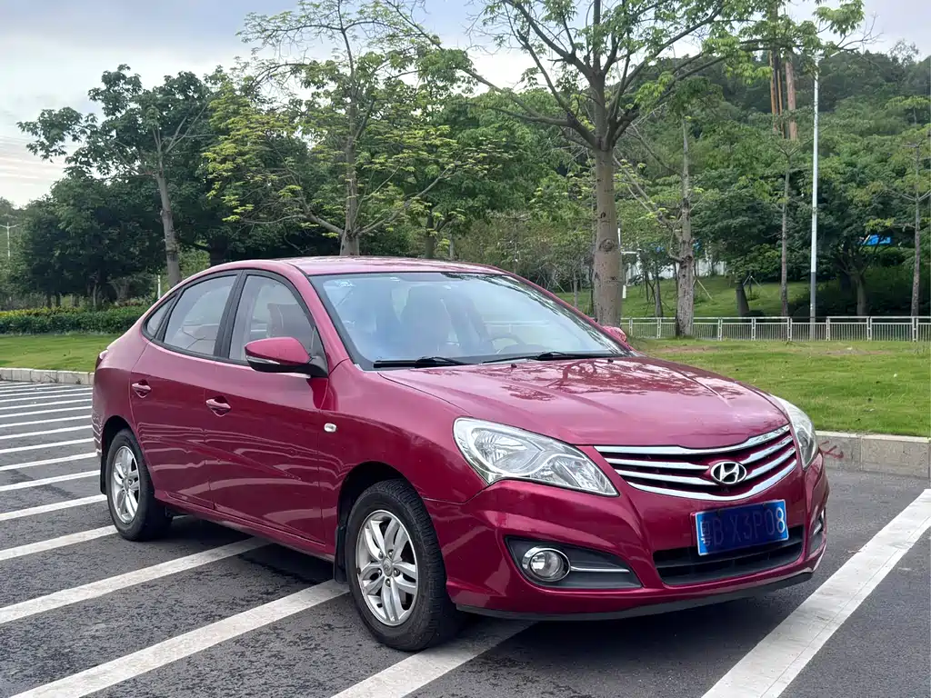 Hyundai Elantra