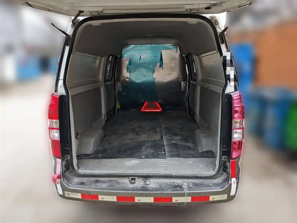 Jinbei Hiace X30L