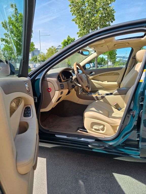 Jaguar S-Type
