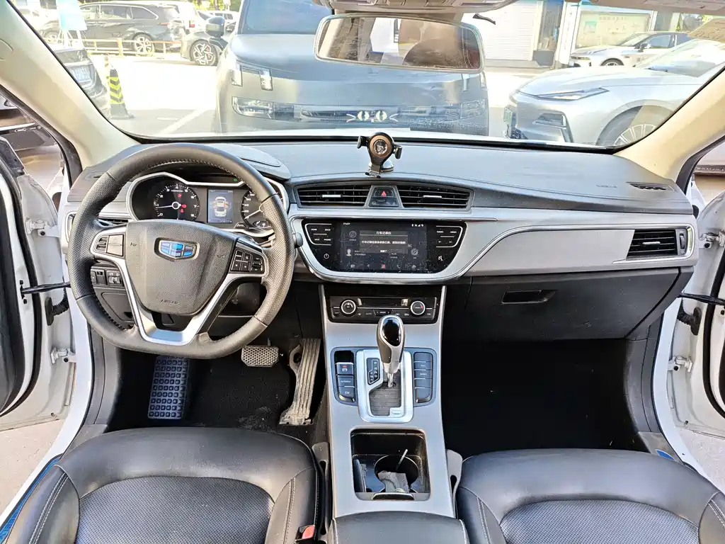 Geely Emgrand GL