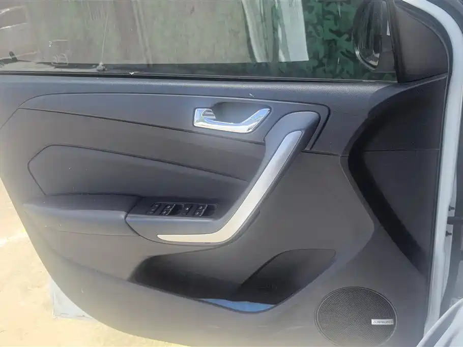 Chery Arrizo 5