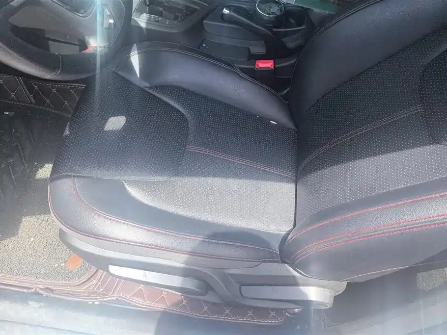 Chery Arrizo 5