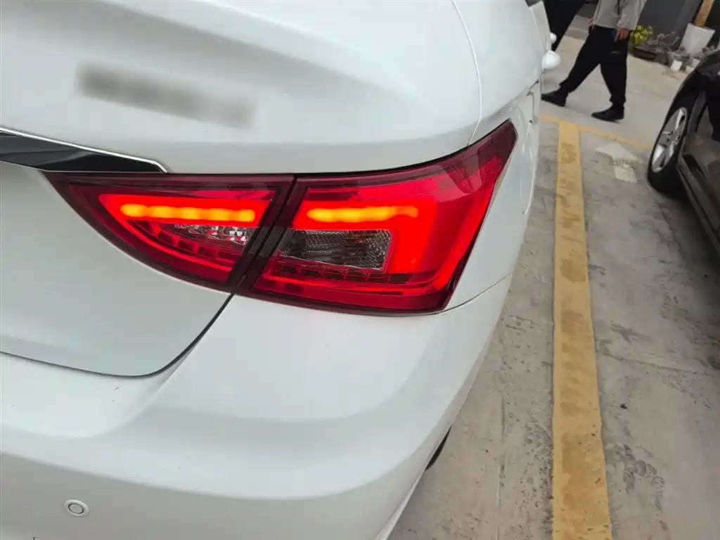 Chery Arrizo 5