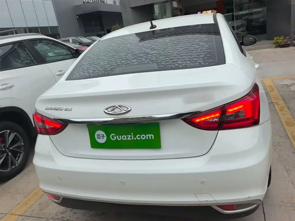 Chery Arrizo 5
