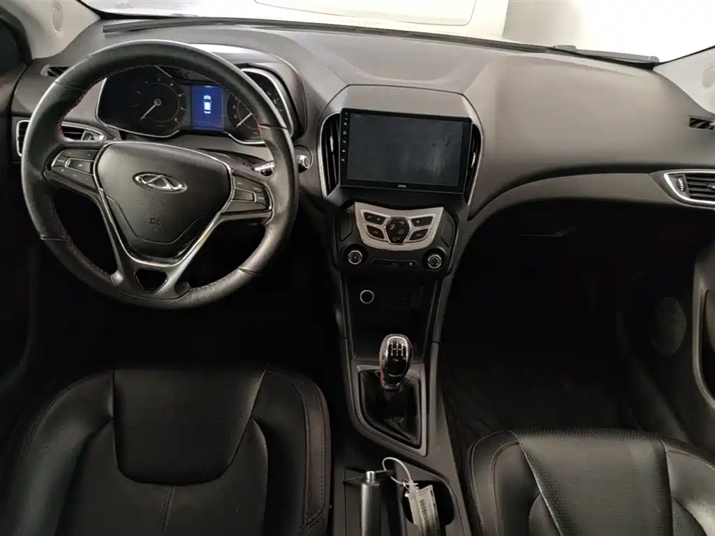 Chery Arrizo 5