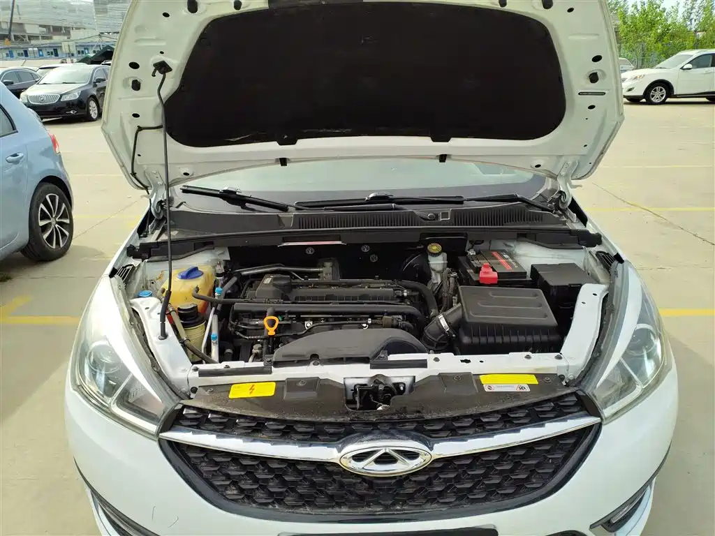 Chery Arrizo 5