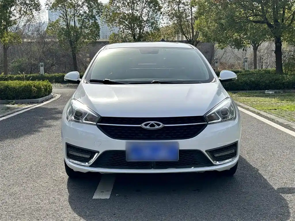 Chery Arrizo 5
