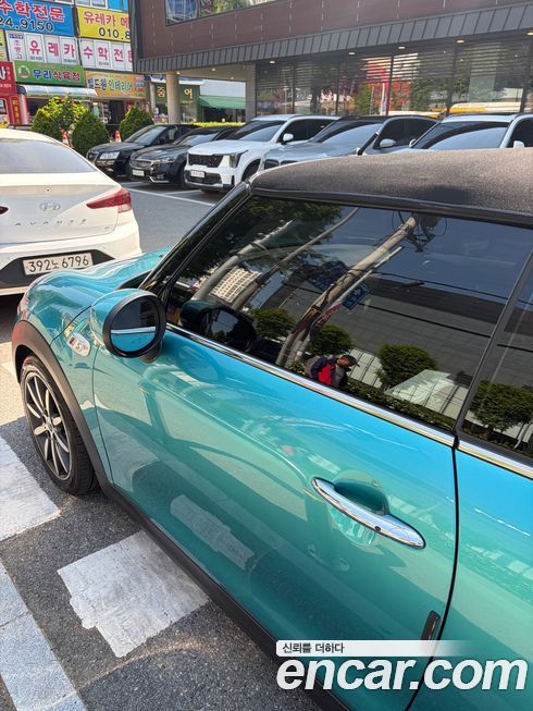 Mini Cooper Convertible