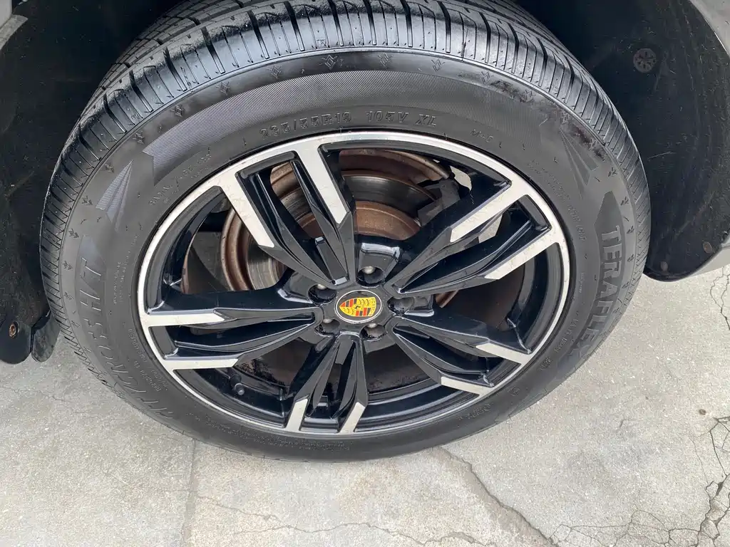 Zotye Zotye SR9