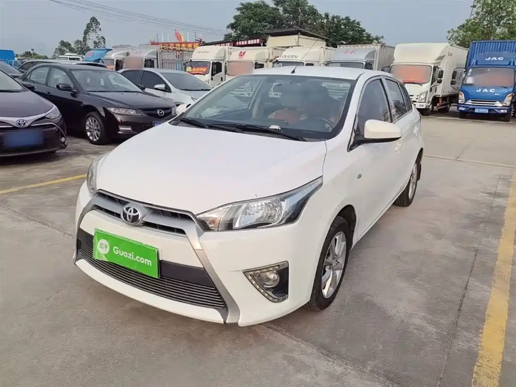 Toyota Yaris L