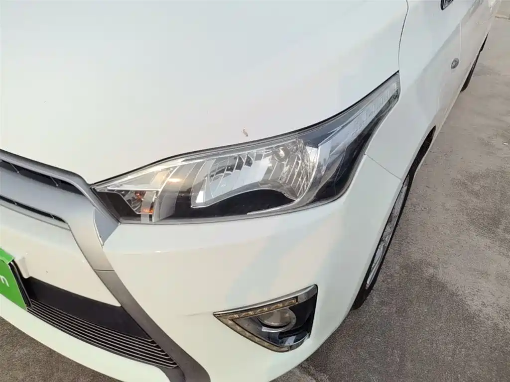 Toyota Yaris L