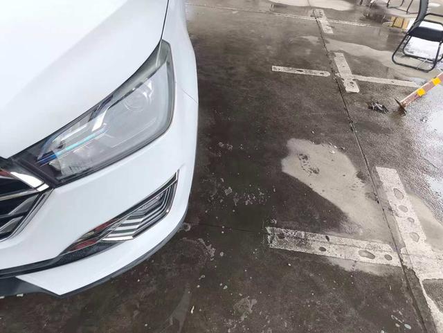 Zotye Zotye T300