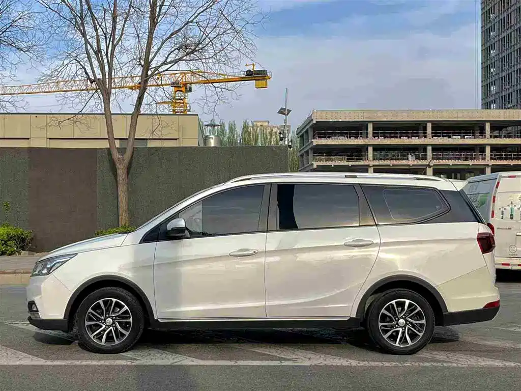 Baojun 730