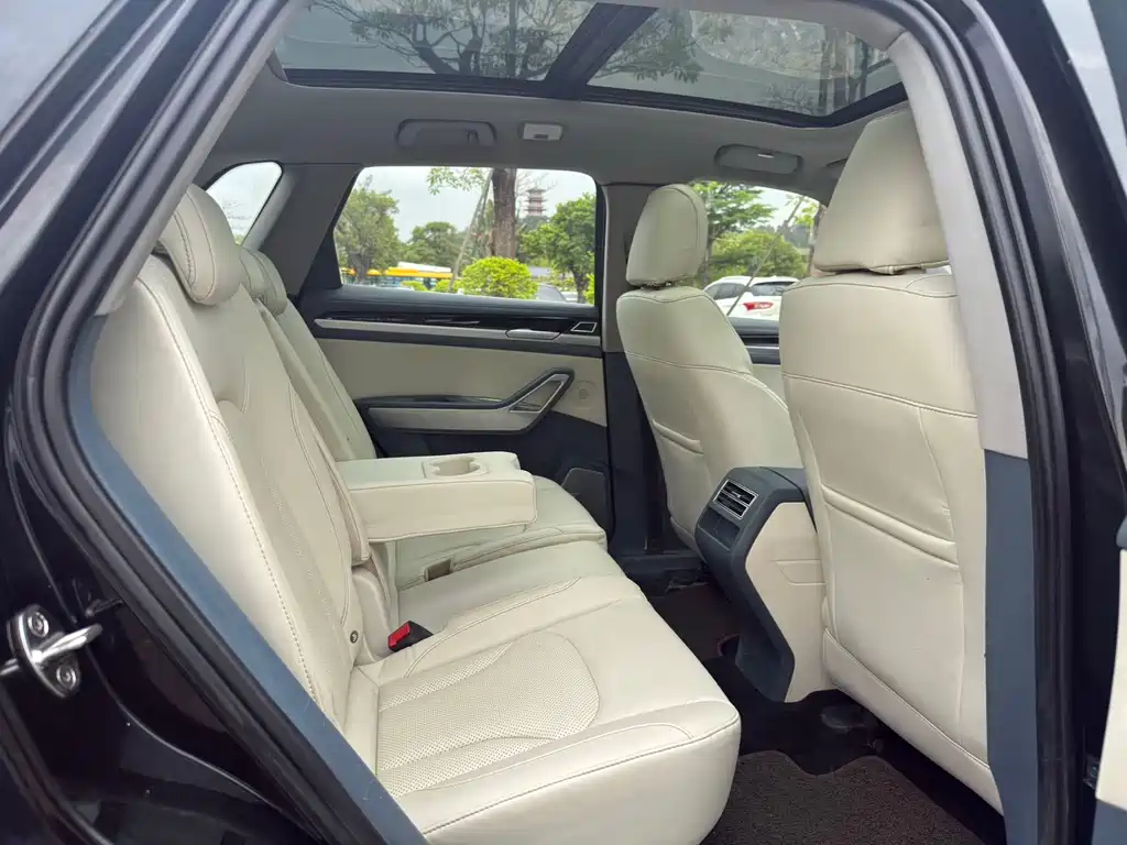 Zotye X7