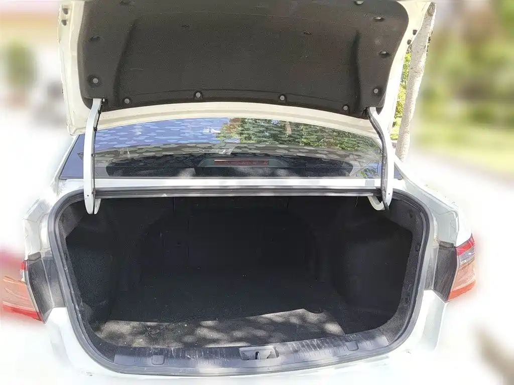 Changan Eado DT
