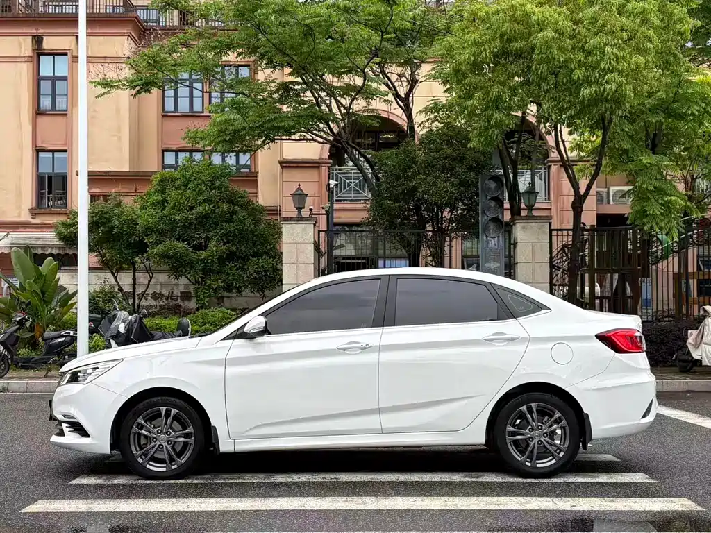 Changan Eado DT