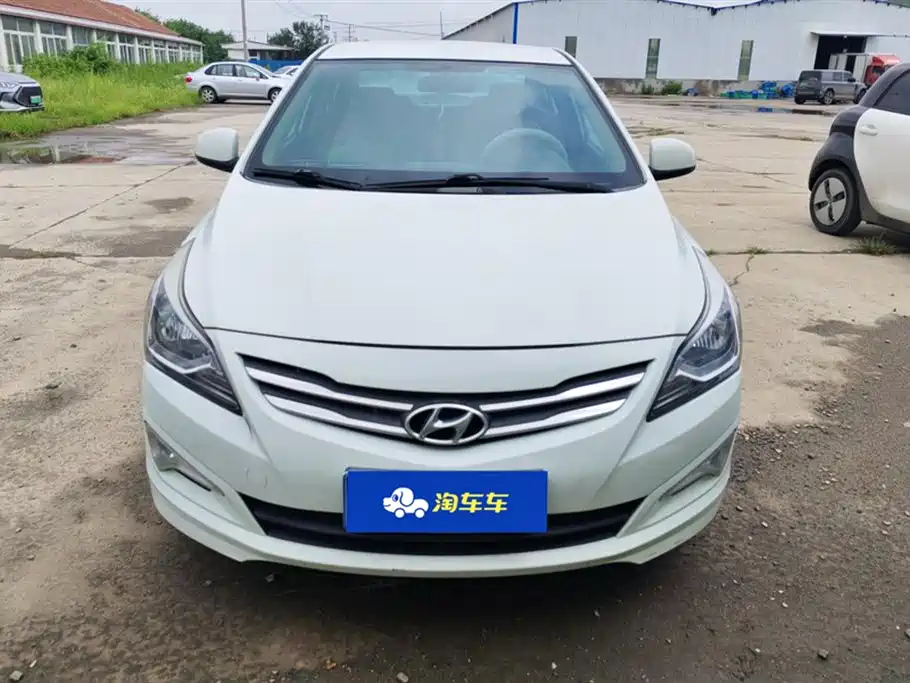 Hyundai Verna