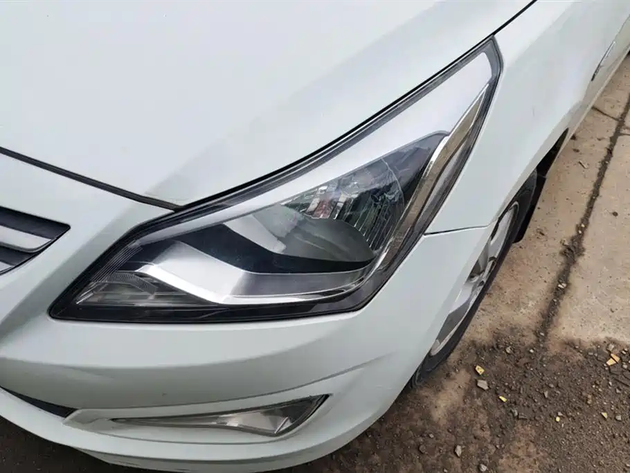Hyundai Verna