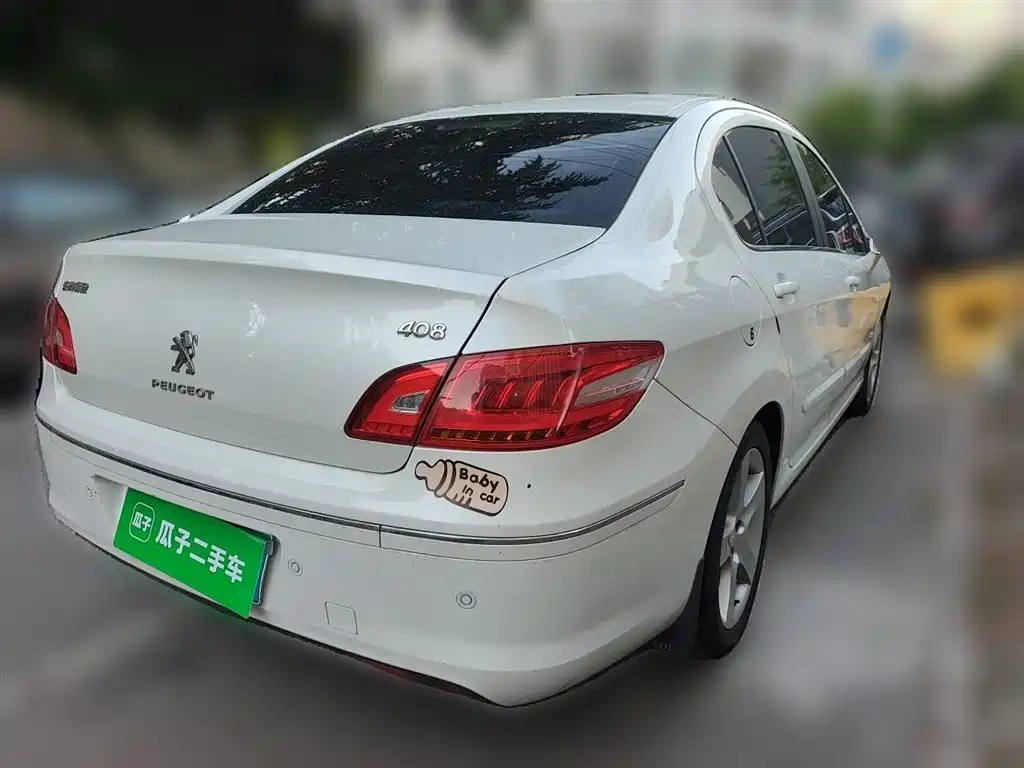 Peugeot 408