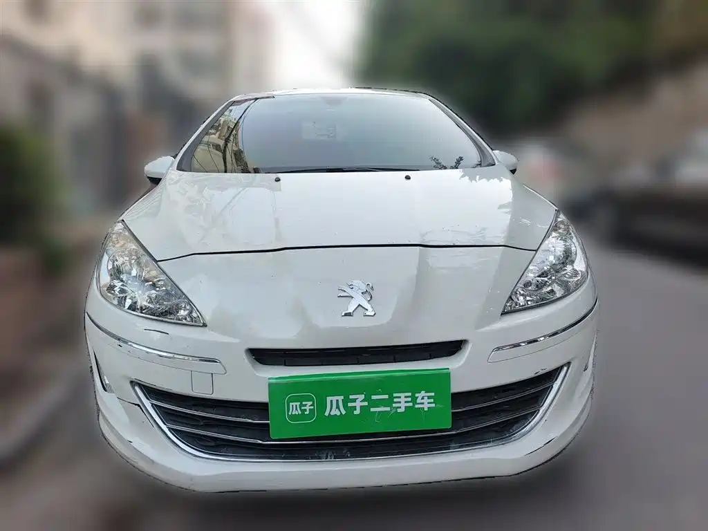 Peugeot 408
