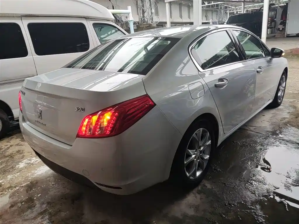 Peugeot 508