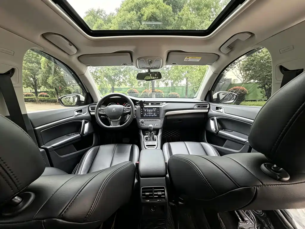 Peugeot 408