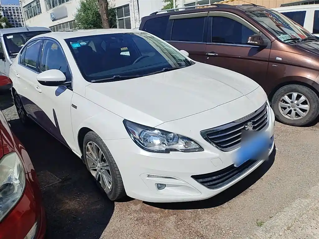 Peugeot 408
