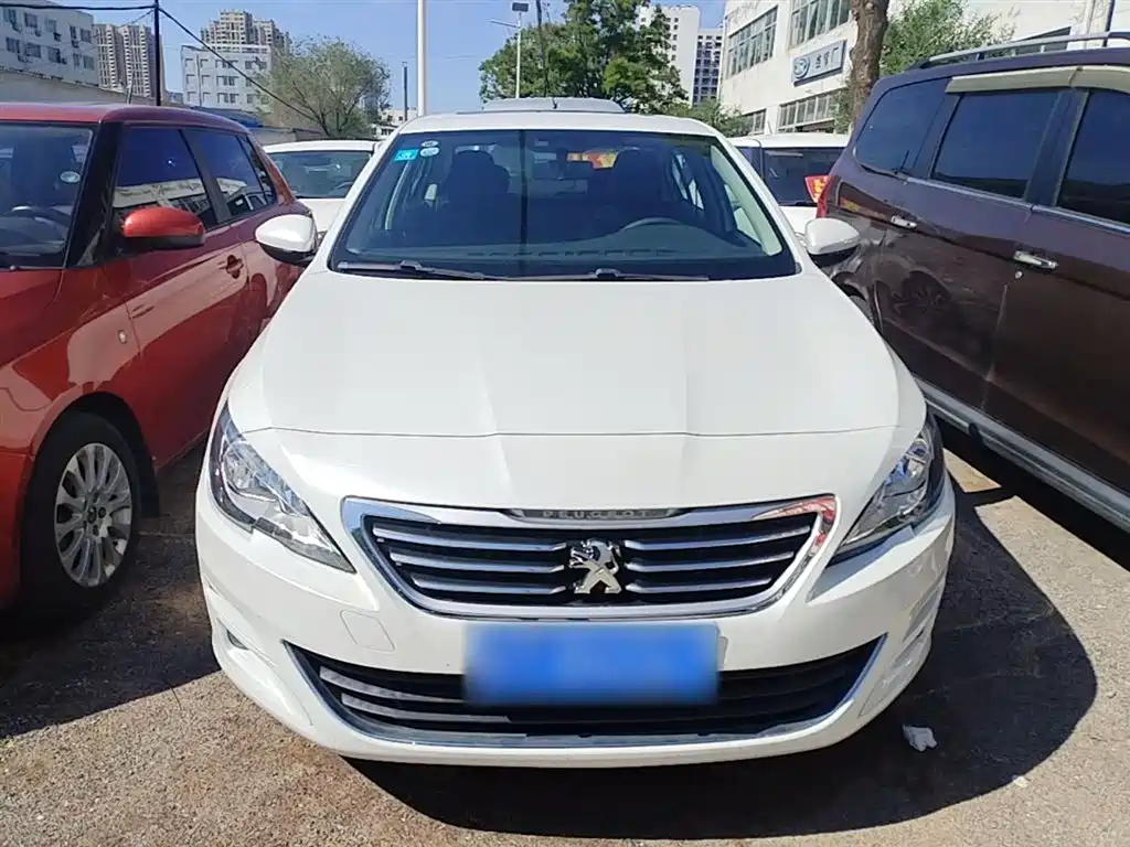 Peugeot 408