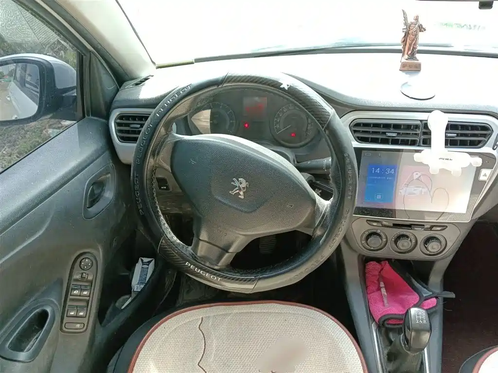 Peugeot 301