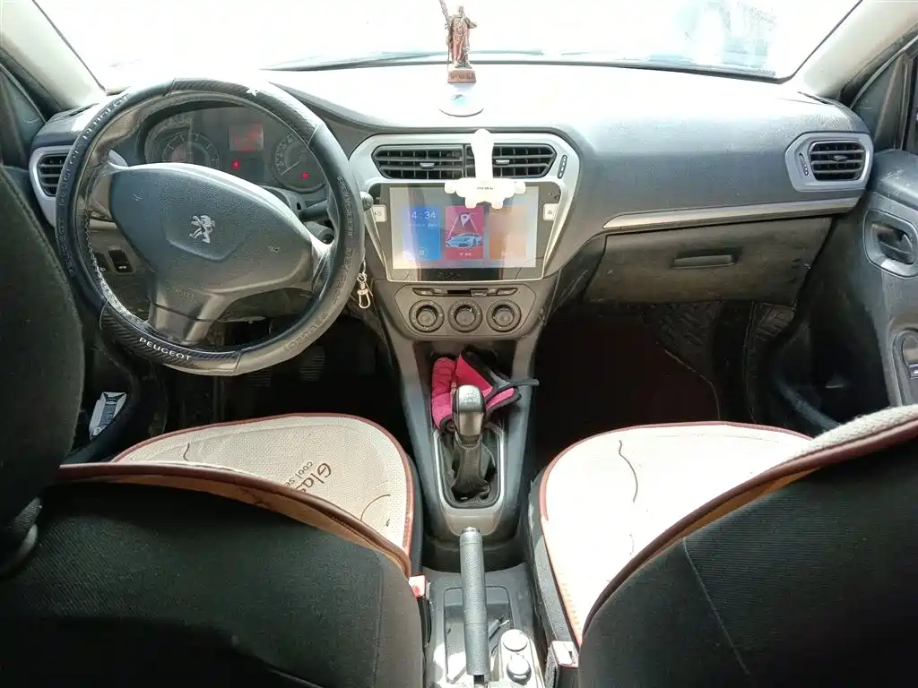 Peugeot 301