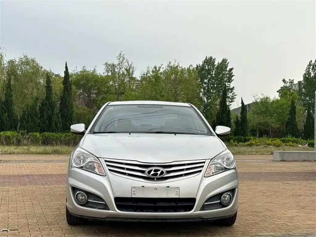 Hyundai Elantra