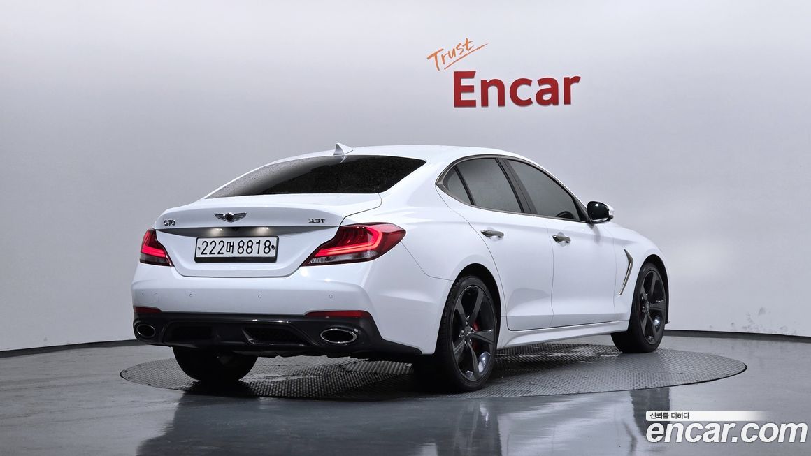 Genesis G70