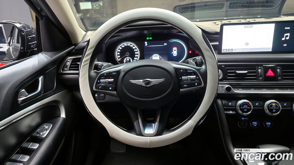 Genesis G70
